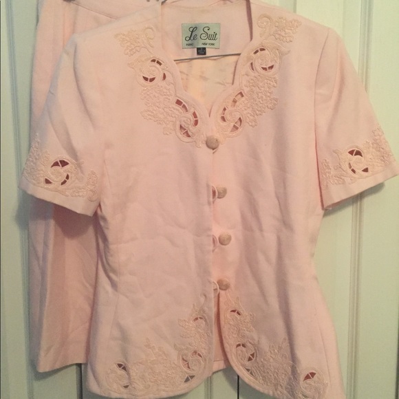 Light Pink Set of Blazer and Skirt - Picture 2 of 6